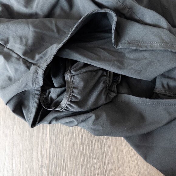 Nike Dri Fit High Rise Shorts with Liner in Black Size Small - Picture 4 of 5